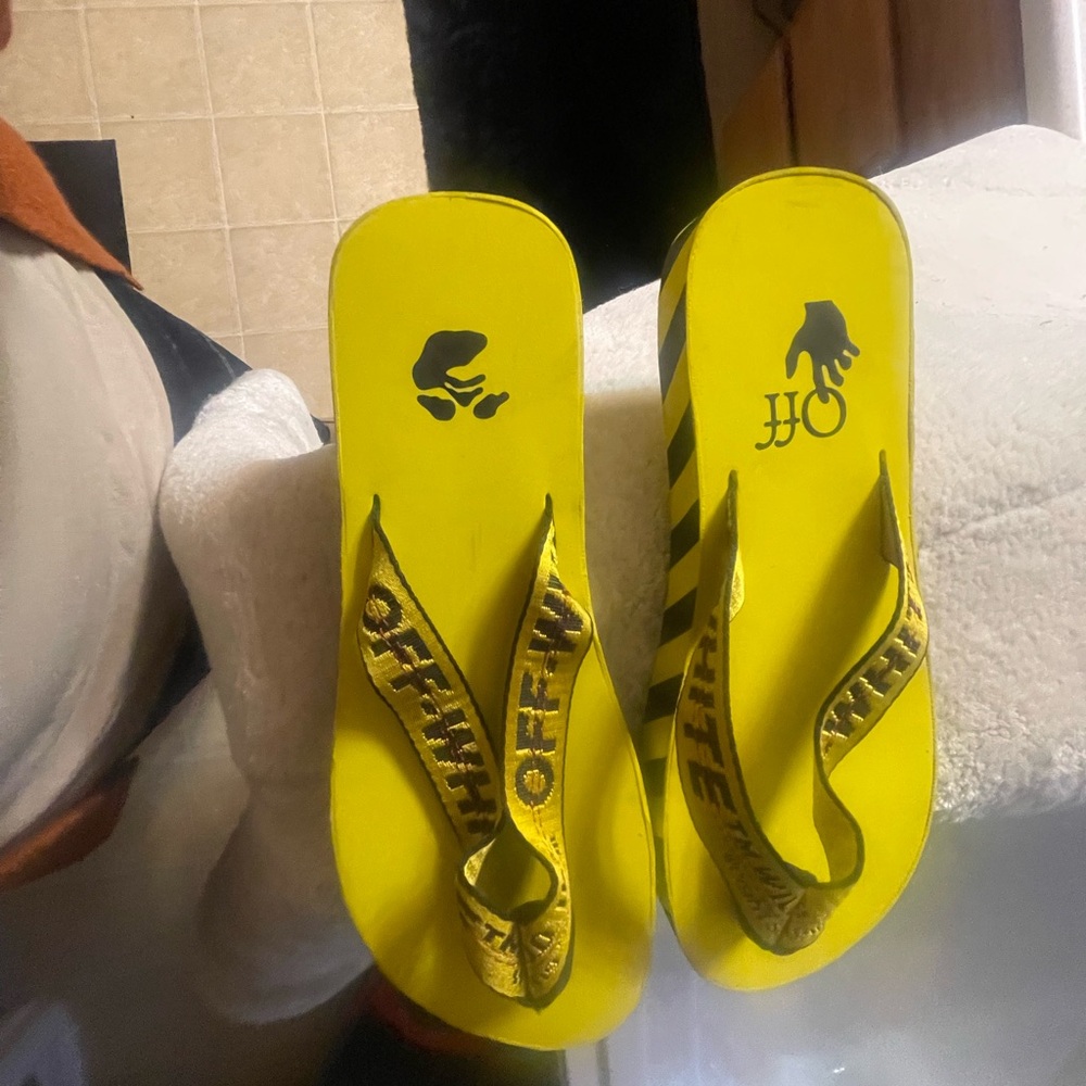 Never worn flip flops